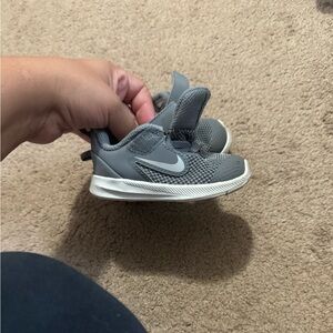 Nikes 4c good condition